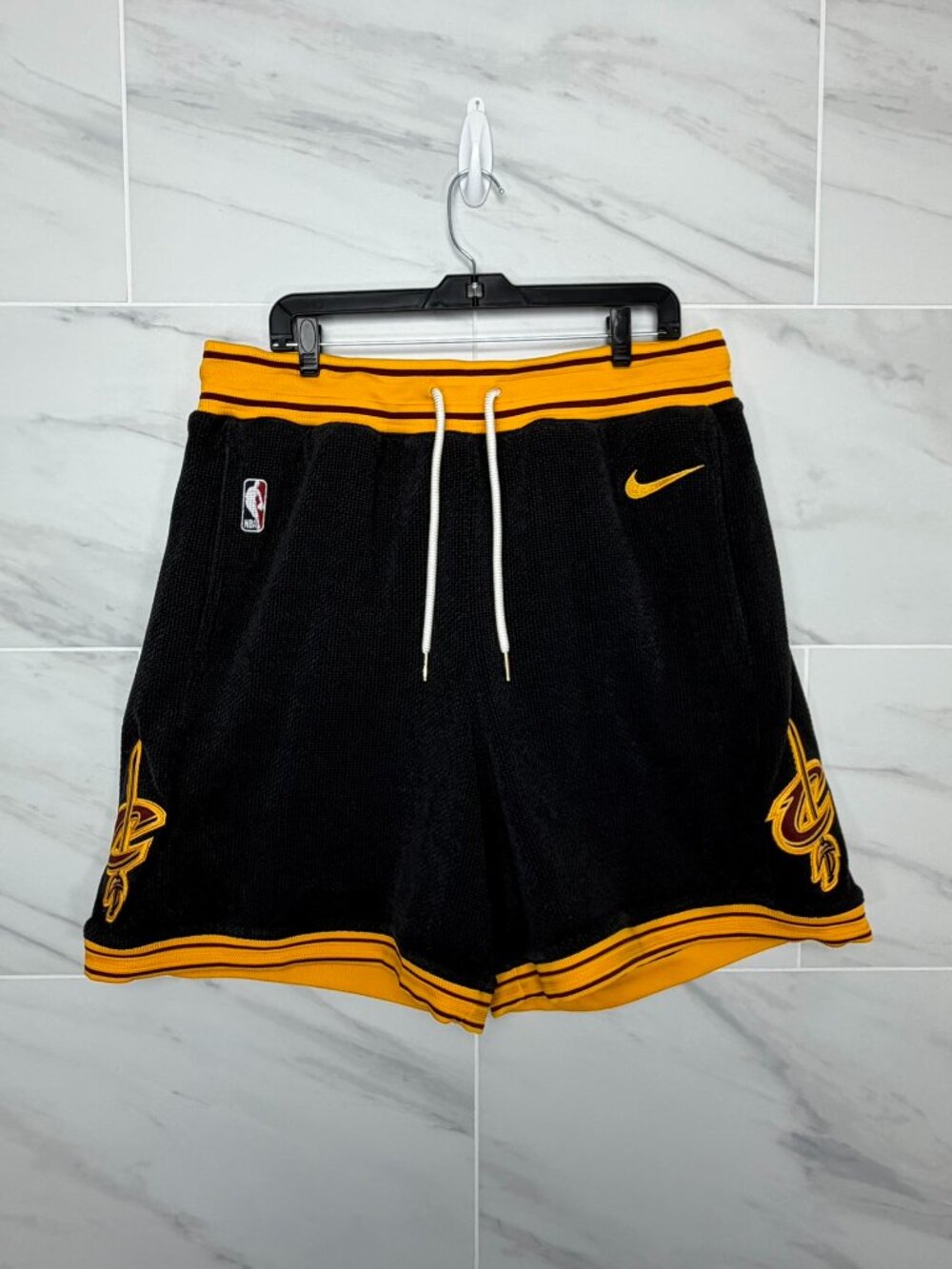 Nike Dri-Fit Shorts x Cleveland Cavaliers 'Forever King' IF1708-010 size XL
